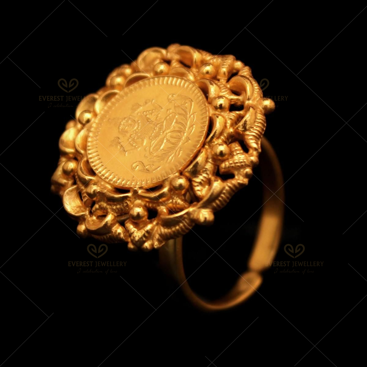 9ct Yellow Gold St George Coin Ring | Ramsdens Jewellery