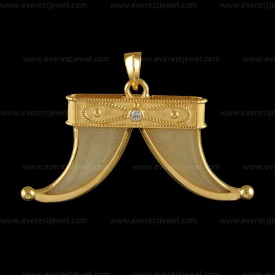 Tiger nail clearance gold locket price